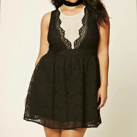 Forever 21+ Black Crochet Lace-Up Dress • Size: 0X • Used - Picture 2 of 6
